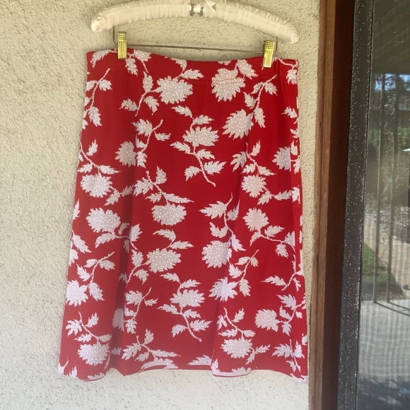 ST. JOHN SEPARATES EMBELLISHED KNIT SKIRT - Picture 4 of 6